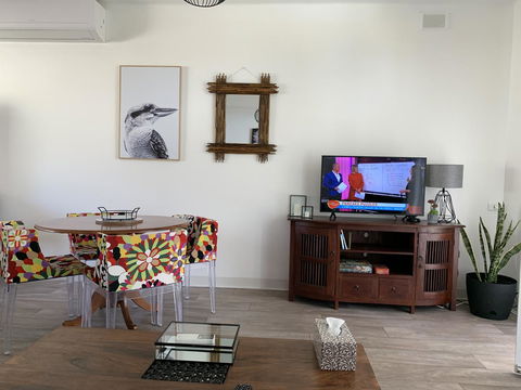 Sunshine Four - Renee 4