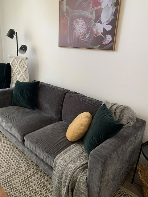 Sunshine Four - Renee 1