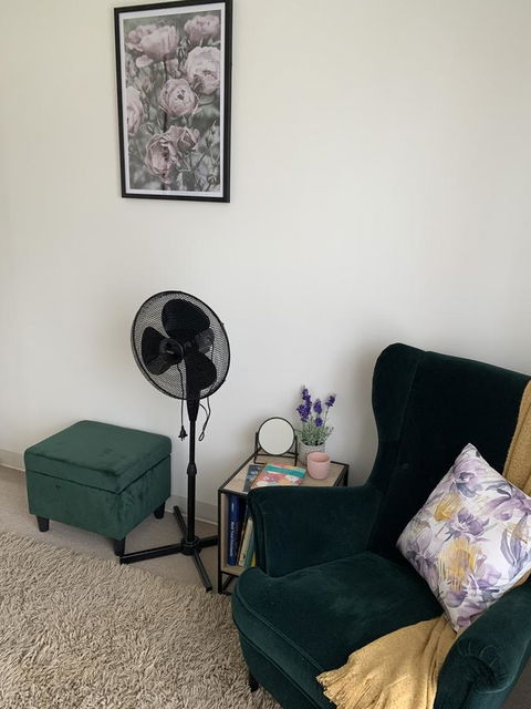 Sunshine Four - Renee 32