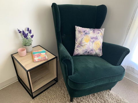 Sunshine Four - Renee 33