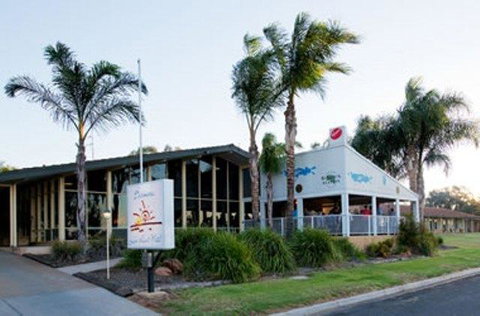 Barmera Lake Resort Motel - Internet Find 1