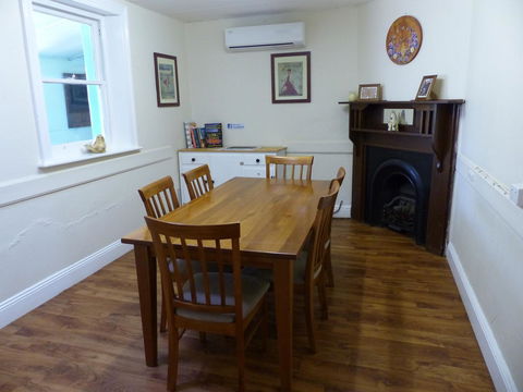 Andy's Accommodation - Petrol Stations 5