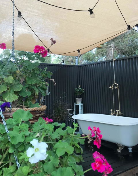 Jasmine's Barossa Valley Cottage - Petrol Stations 9