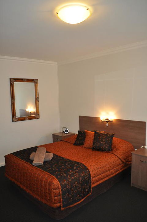 Augusta Courtyard Motel - Renee 2