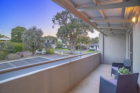 Apartment 3 - Heart Of Margaret River - Internet Find 14