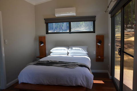 The Floating Forest Retreat - Renee 20