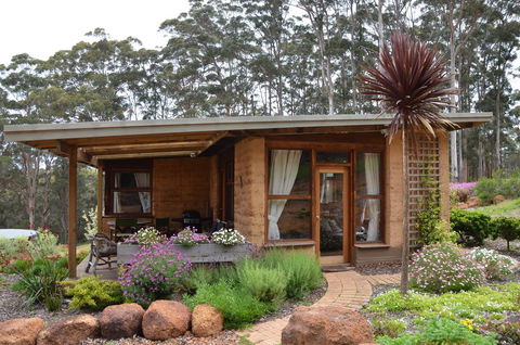 The Floating Forest Retreat - Renee 14