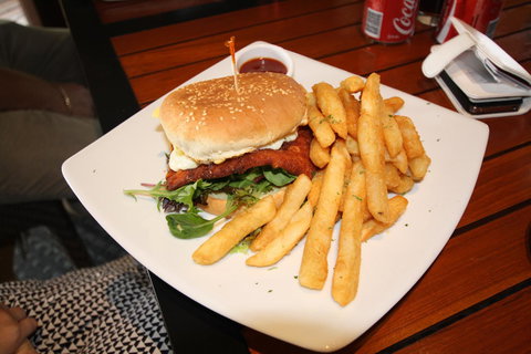 Kimberley Hotel - Renee 30