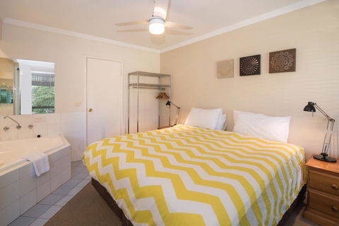 Bayshore Beachside Resort - Renee 28