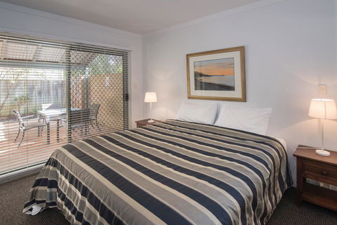Bayshore Beachside Resort - Renee 3