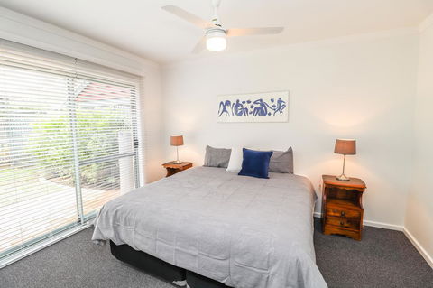Bayshore Beachside Resort - Renee 39