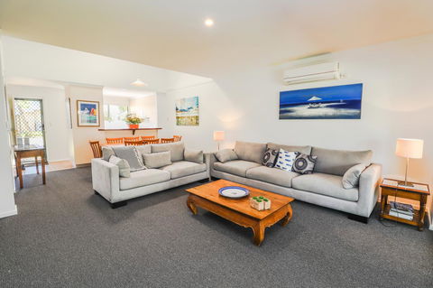 Bayshore Beachside Resort - Renee 41