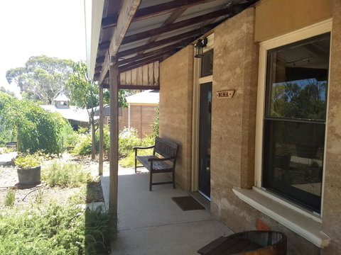 Hotham Ridge Winery And Cottages - Internet Find 7
