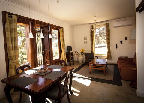 Hotham Ridge Winery And Cottages - Internet Find 28