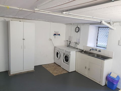 Stirling Apartments - Studio 1 - Renee 9