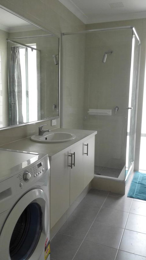 Alkimos Beach Cottage - Renee 12