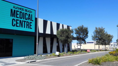 Alkimos Beach Cottage - Renee 17