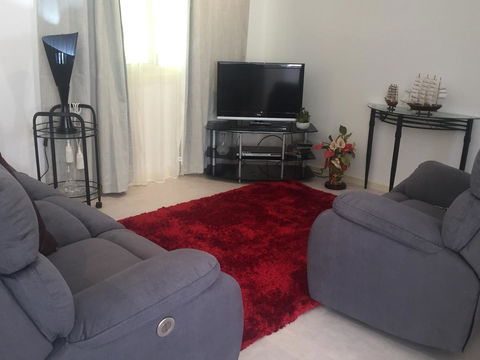 Bright & Beautiful Home On The Hills! - Swimm 5