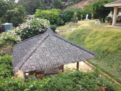 Bright & Beautiful Home On The Hills! - Swimm 24