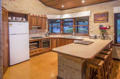 53 Martina Drive - Renee 17