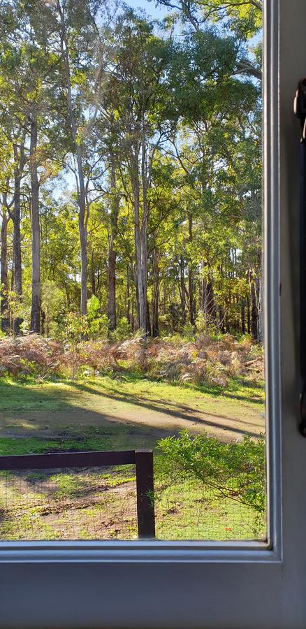 Di's Cabin In Dwellingup - Internet Find 2