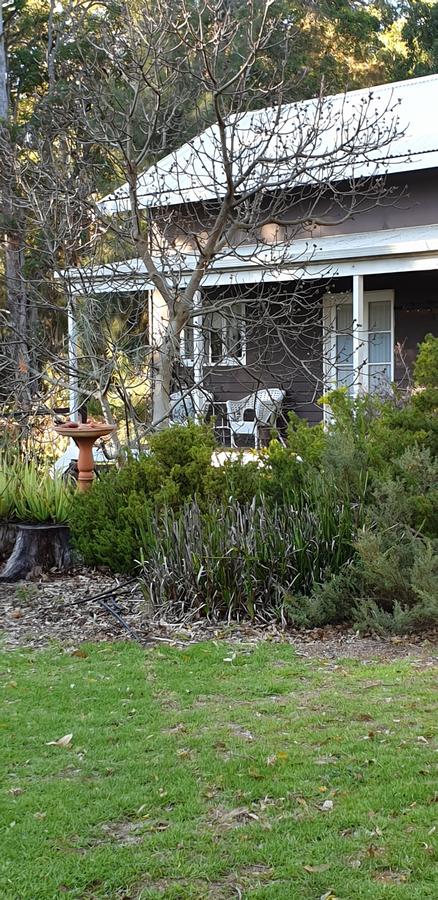 Di's Cabin In Dwellingup - Internet Find 1