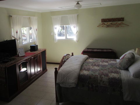 Di's Cabin In Dwellingup - Internet Find 10