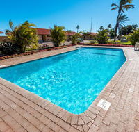 Hospitality Carnarvon SureStay by Best Western - Renee