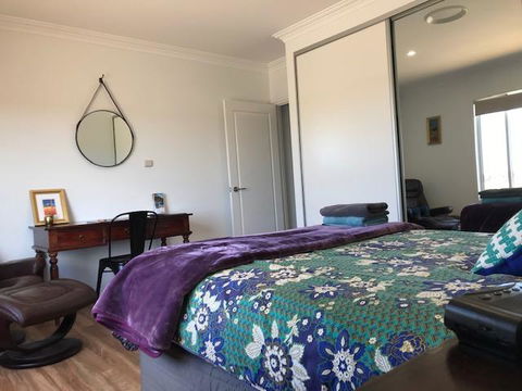 The Mains Guest House - Renee 5