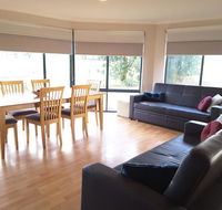 Cosy Corner Chalets - Internet Find