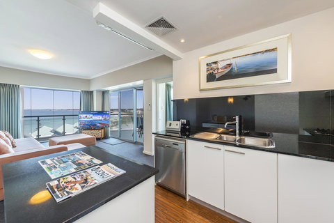 A 406 FANTASTIC OCEAN BEACH And MARINA VIEW APT AT SEASHELLS RESORT - Renee 18