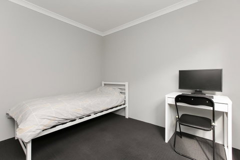 Perth Comfy Stays - Internet Find 34