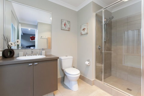 Perth Comfy Stays - Internet Find 27