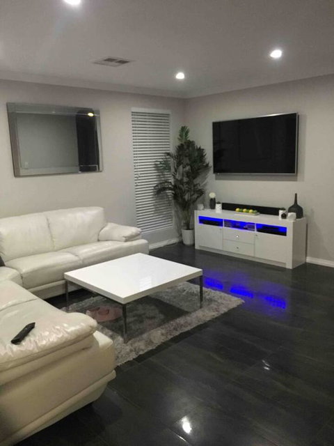 Perth Comfy Stays - Internet Find 6