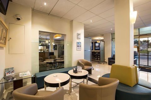 Quality Hotel Gateway Inn Devonport - Renee 32