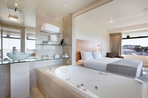 Quality Hotel Gateway Inn Devonport - Renee 18