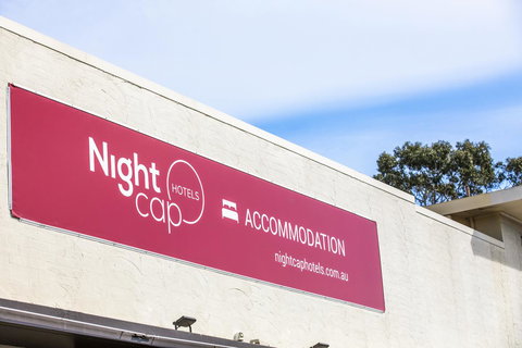 Nightcap At Carlyle Hotel - Qld Realsetate 27