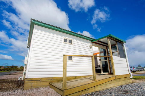 Discovery Parks â€“ Devonport - Renee 25