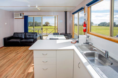 Discovery Parks â€“ Devonport - Renee 26