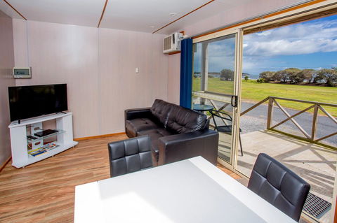 Discovery Parks â€“ Devonport - Renee 38
