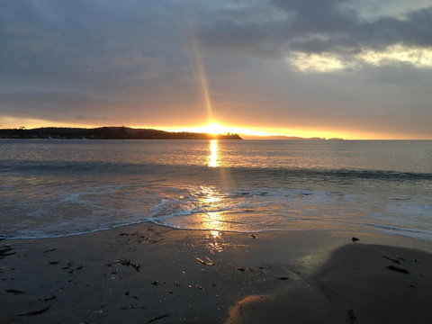 Summertime Cottage - Swimm 13