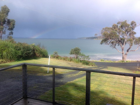 Summertime Cottage - Swimm 38