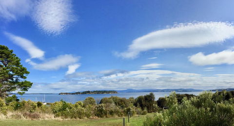 Manfield Seaside Bruny Island - Internet Find 33
