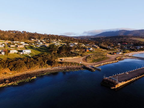 Manfield Seaside Bruny Island - Internet Find 22