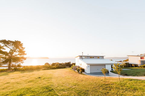 Manfield Seaside Bruny Island - Internet Find 29