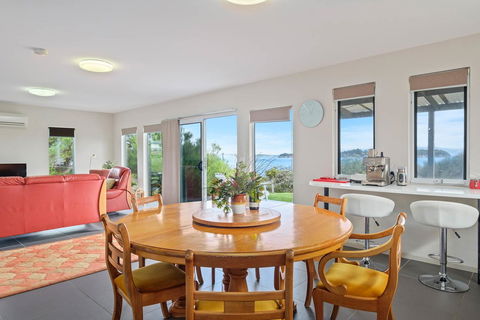 Manfield Seaside Bruny Island - Internet Find 6