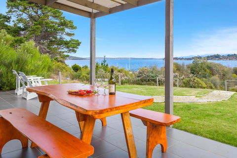 Manfield Seaside Bruny Island - Internet Find 7