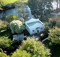 Forth River Cottage - Internet Find