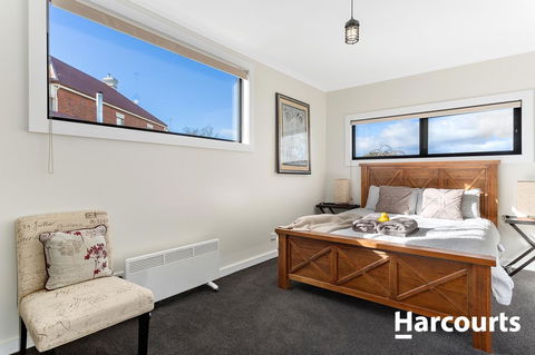 The WeareHouse In Deloraine - Renee 20