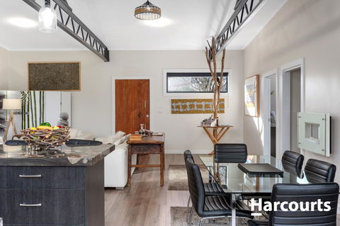 The WeareHouse In Deloraine - Renee 8